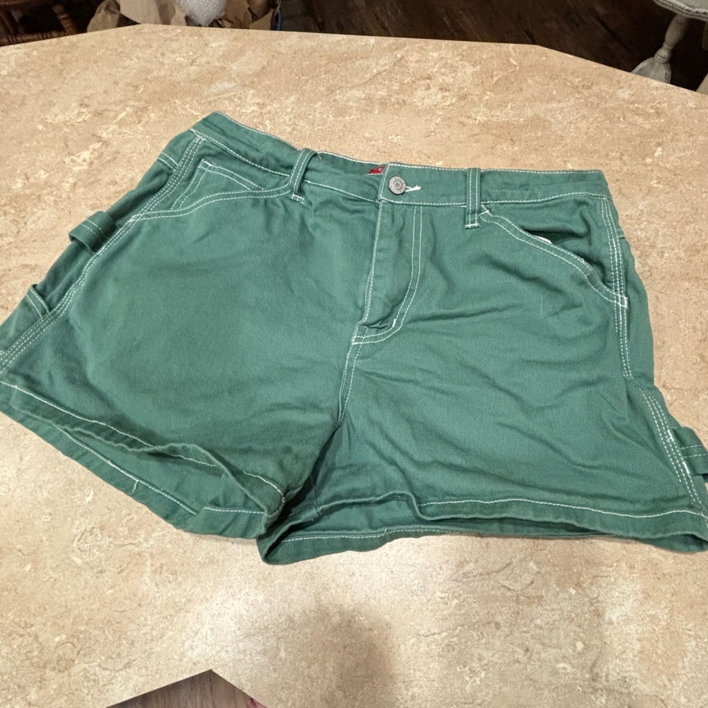 Sage Green Dickies Shorts - Size 9/29